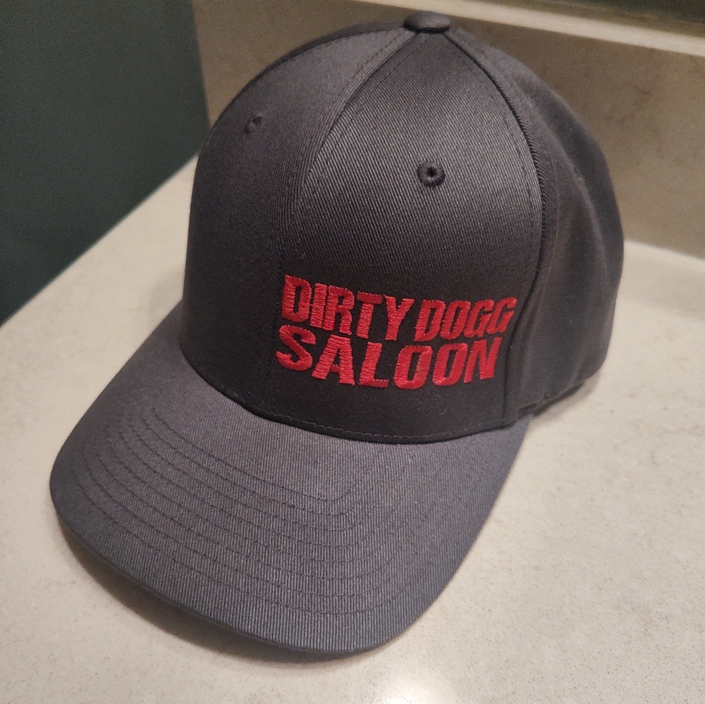 NWOT Scottsdale, AZ Dirty Dogg Saloon Gray Cap with Red Embroidery On Back, S/M
